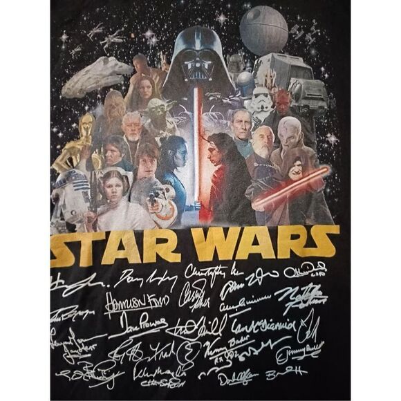 Star Wars Women's T-shirt size Medium - Picture 2 of 2